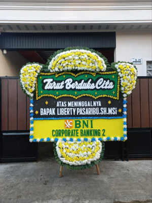 Papan Bunga Duka di Saringan