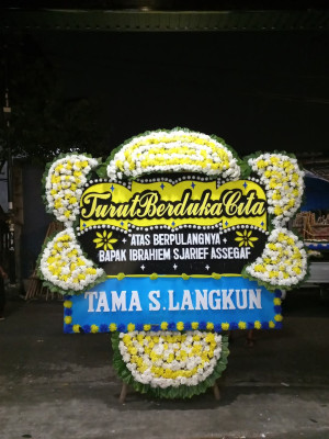 Papan Bunga Duka di Saringan